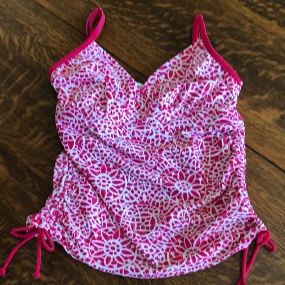 Athleta Pink and White Tankini Top Size 36C - Picture 1 of 9